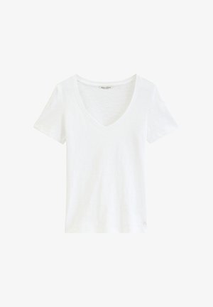 Weißes T-Shirt mit kurzen Ärmeln und V-Ausschnitt, feiner Textur und kleinem Logo nahe dem unteren Saum auf der rechten Seite.