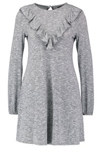 Šedé dlouhé šaty s ruflovým výstřihem, vyrobené z texturované pleteniny. A-linii tvar s volným střihem a zapínáním na zadní straně.