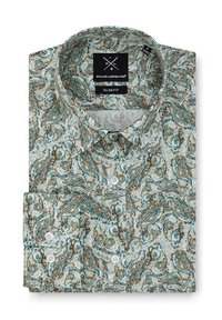 Slim fit koszula w paisley z jasnozielonym, brązowym i niebieskim odcieniem; posiada białe guziki i złożony kołnierzyk.