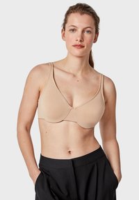 Soutien-gorge à armatures - flesh