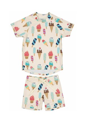 Børnetøj med kortærmet skjorte og shorts i sæt med et mønster af isvafler og ispinde i flere farver på en cremefarvet baggrund.