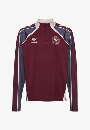 Bordeaux kvart lynlås langærmet skjorte med blå og hvide stribede ærmer, med et rundt logo og høj krave. Lavet af struktureret materiale.