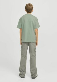 Jack & Jones Junior JJEURBAN EDGE O-NECK NOOS - T-shirt basic - iceberg green