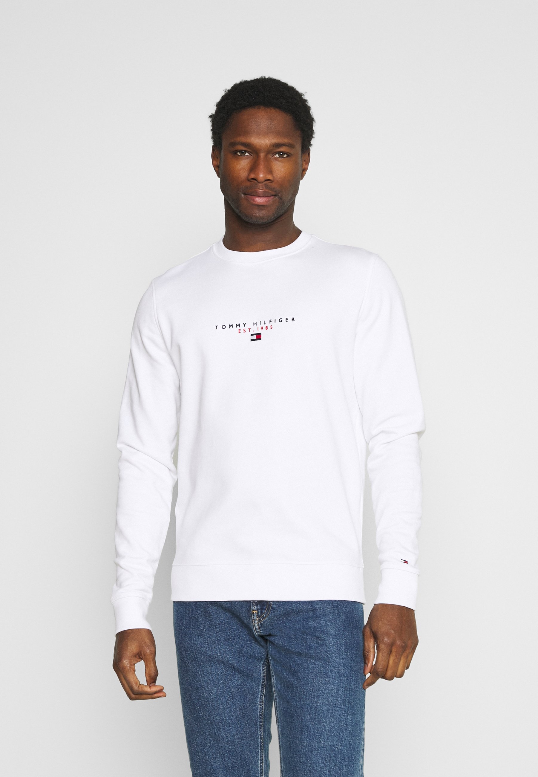 tommy hilfiger essential sweatshirt