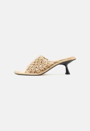 Souliers Martinez MARIZA WOMAN - Papuci înalți - gold-coloured