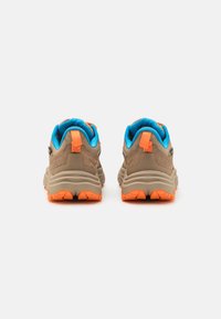 HOKA ANACAPA 2 LOW GTX UNISEX - Trail running shoes - dune/vibrant orange
