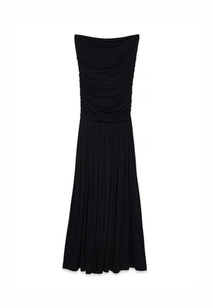 Black, strapless maxi dress with gathered texture at the bodice and a flowing, pleated skirt. Made from a smooth, stretchy fabric.
