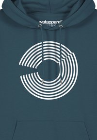 Cyaan hoodie met een witte cirkelvormige gestreepte graphic aan de voorkant. Verstelbare trekkoorden en een voorzak maken het ontwerp compleet.