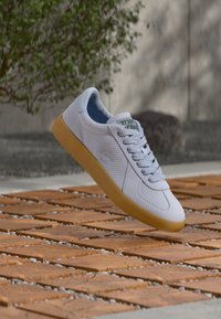 Επιλέχθηκε, light blue