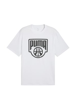 Biała bawełniana koszulka z dużym czarnym logo "PUMA" i grafiką koszykówki na środku przodu. Krótkie rękawy i okrągły dekolt.