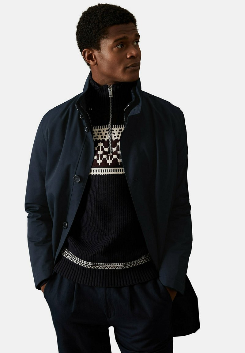 Marks & Spencer FUNNEL NECK WITH STORMWEAR Winter coat navy/dark