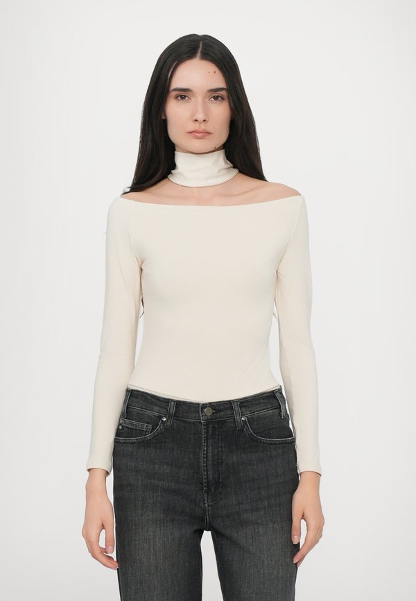 Long sleeved top - cream