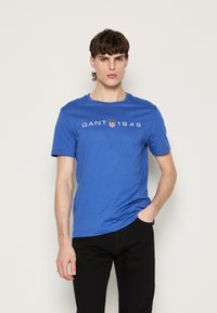 GANT PRINTED GRAPHIC - T-shirt med print - rich blue