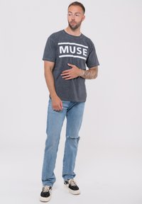 Paradiso Clothing MUSE BAND LOGO DIP DYE WASH - Print T-shirt - black