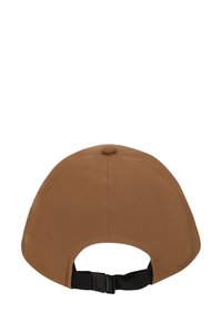 Braune Baseballkappe aus glattem Stoff. Verfügt über einen verstellbaren schwarzen Riemen auf der Rückseite, einen Knopf oben und keine sichtbaren Logos oder Muster.