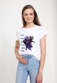 Henry Tiger AVENGERS: ENDGAME ROCKET PAINTED - T-shirt z nadrukiem