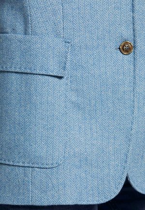 Hellblaues Blazer mit Fischgrätenmuster, einem Ein-Knopf-Verschluss und einer Brusttasche. Strukturierter Stoff mit formellem Design.
