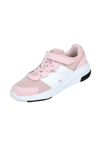 Zapatilla deportiva de color rosa claro con parte superior de malla, acentos blancos, correa de velcro y suela de goma gruesa. Presenta una puntera redondeada y superficie texturizada.