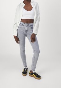 Levi's® Vaqueros pitillo - grey denim