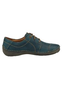 Scarpa in pelle blu con punta arrotondata, cuciture a contrasto e un morbido interno marrone. Presenta lacci e una suola resistente e testurizzata.