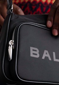Bally BAR CROSSBODY - Axelremsväska - black/palladio