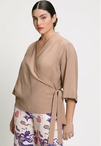 Ulla Popken STYLE CACHE CŒUR COL EN V MANCHES 3/4 - Blouse - marron
