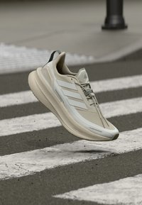 Unausgewählt, carbon/grey five/alumina