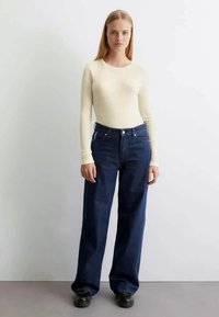 Marc O'Polo DENIM ROUND NECK - Pitkähihainen paita - chalky sand
