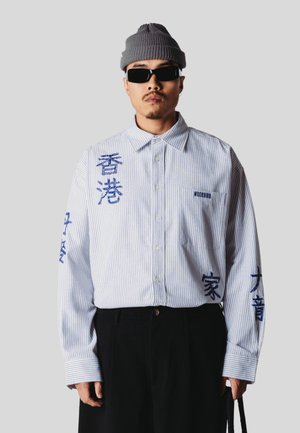 Woodbird, WBXING OX WRITING SHIRT - Camisa - white-navy