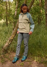Salewa WILDFIRE EDGE - Hikingsko - malta/vivacious