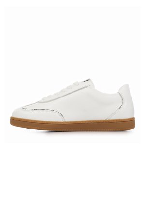 Baskets basses - white