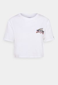 Bílý zkrácený tričko s krátkým rukávem, kulatým výstřihem a malým barevným logem "Tommy Jeans" na levém prsním švu.