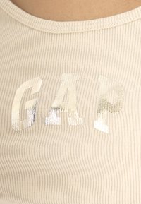 GAP TANK - Top - bedrock