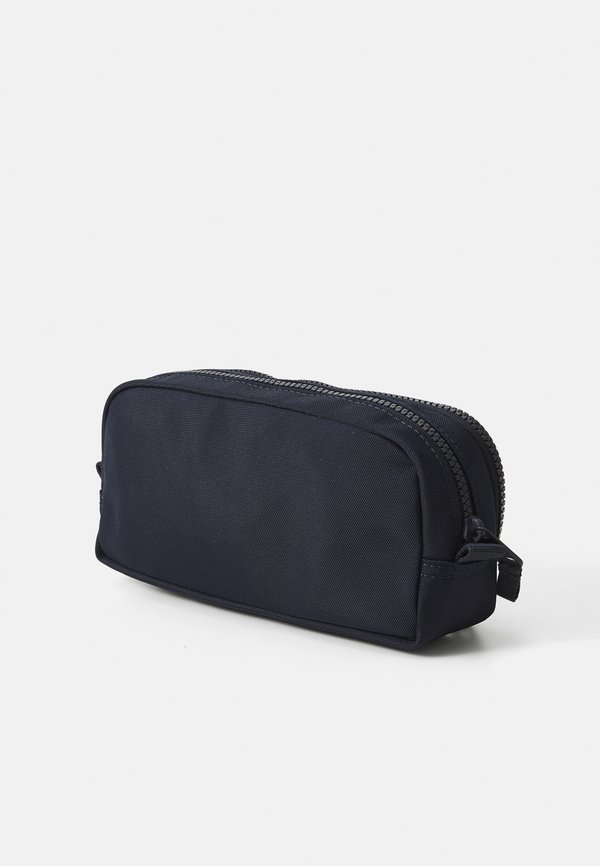 SCRIPT FLAG PENCIL CASE UNISEX – Federmäppchen