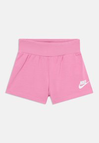 Vald, magic flamingo