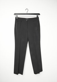 Pantalon noir avec une coupe ajustée, comportant deux poches avant, une fermeture éclair et une jambe droite. Tissu lisse sans motifs visibles.