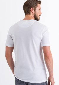 Hanro NIGHT DAY 1/2 ARM - Camiseta de pijama - white