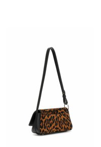 Tasche im Leopardenmuster mit einem braunen und schwarzen Design, rechteckiger Form und einem schwarzen Lederschultergurt. Glatte Textur, keine sichtbaren Beschläge.