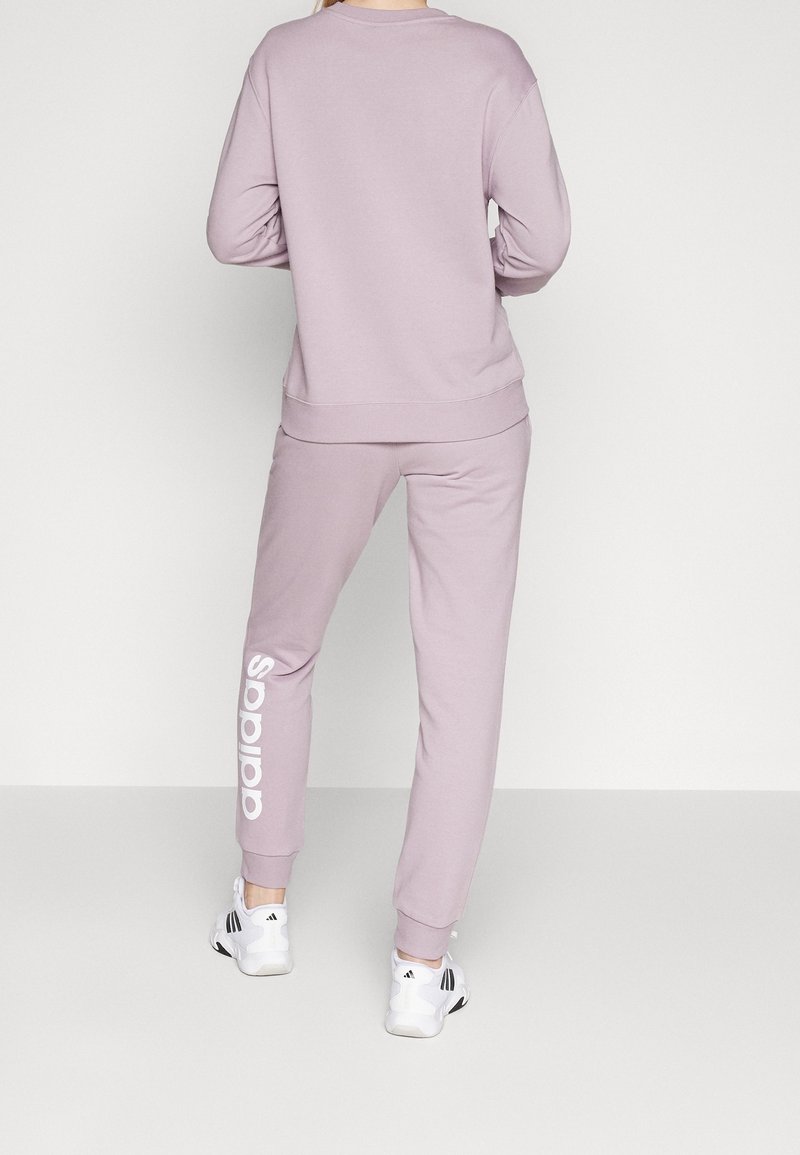 adidas Sportswear Verryttelyhousut - purple