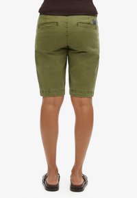 Superdry & Co CITY - Shorts - olive khaki