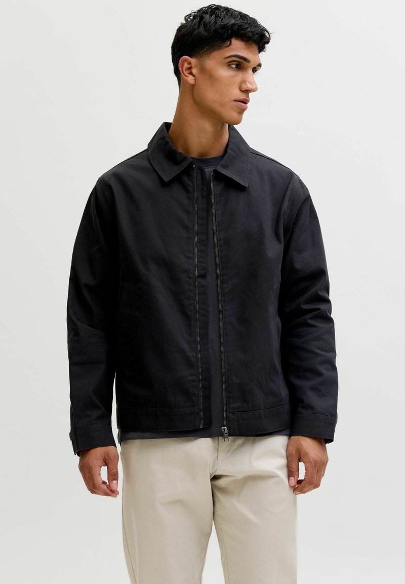 aprel TRANSITIONAL JACKET APREL TRANSITIONAL JACKET - Veste légère - black