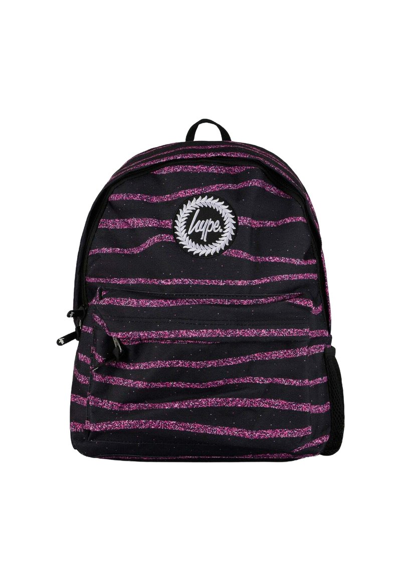 Musta reppu vaaleanpunaisilla kimalteilla. Edessä vetoketjullinen tasku ja ympyränmuotoinen logo valkoisella "Lupe"-tekstillä. Teksturoidun kankaan pinta.