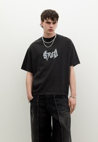 PULL&BEAR - GRAFFITI - Print T-shirt - grey Thumbnail Image 1