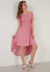 LELA REGULAR FIT - Jurk - fuchsia