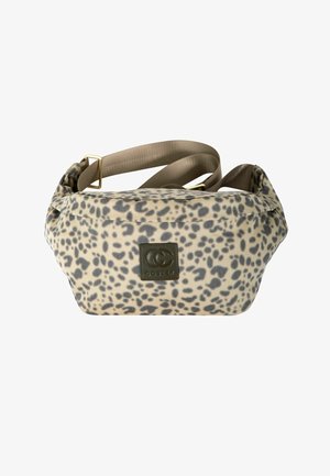 Beige og grå leopardmønstret bæltetaske med justerbar rem og læderlogo foran med teksten "Coster."