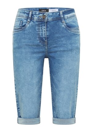 Blå denimshorts med op rullede manchetter, forreste knap og lynlås, fem lommer og en label med teksten "CECIL DENIM."