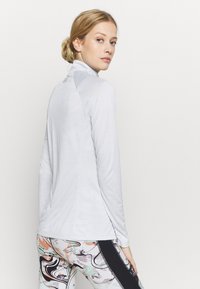 Under Armour TECH ZIP TWIST - Long sleeved top - halo gray