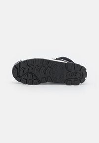 Nike Sportswear CITY CLASSIC Zapatillas altas black/white/negro