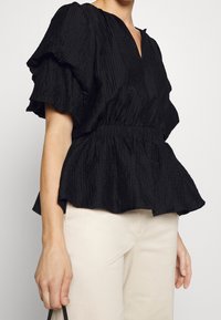 Bruuns Bazaar Bluse - black
