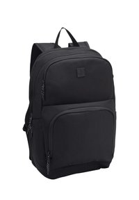 Zaino nero con numerose tasche con zip, spallacci imbottiti e materiale testurizzato. Presenta un logo sulla parte anteriore.